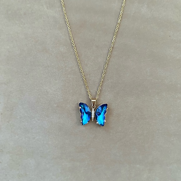 🦋 Blue Iridescent Crystal Butterfly Necklace Gold plated Stainless Steel- New - Picture 6 of 8